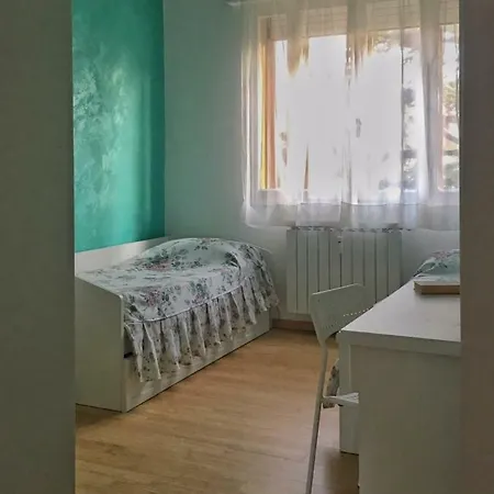Apartamento Mary Rose *